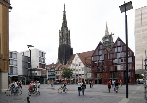 Hans-und-Sophie-Scholl-Platz