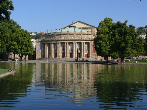 Opernhaus